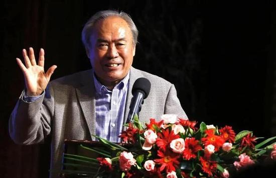 泰特过去曾在博洛尼亚效力，因此对意甲联赛并不陌生。